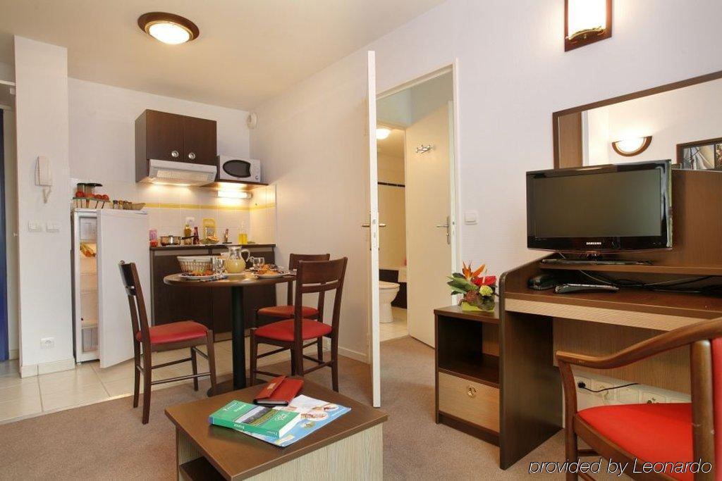 Zenitude Hotel-Residences Magny-Les-Hameaux Szoba fotó