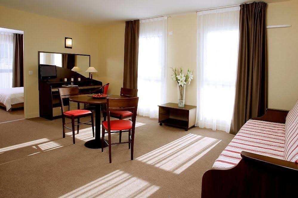 Zenitude Hotel-Residences Magny-Les-Hameaux Kültér fotó
